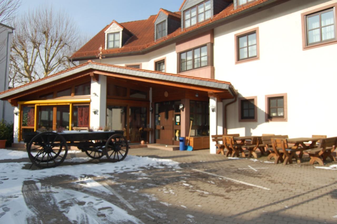 Hausener Dorfkrug Hotel Frankfurt am Main Exterior photo